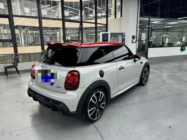 MINI John Cooper Works — Фото автомобиля 12