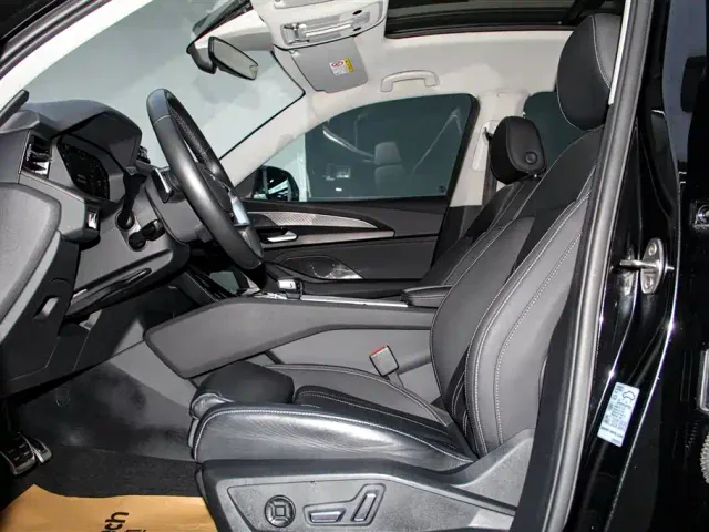 Audi Q6 — Фото автомобиля 21