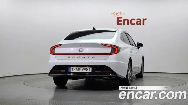 Hyundai Sonata — Фото автомобиля 4
