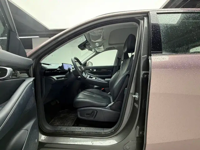 Geely Galaxy E5 — Фото автомобиля 9