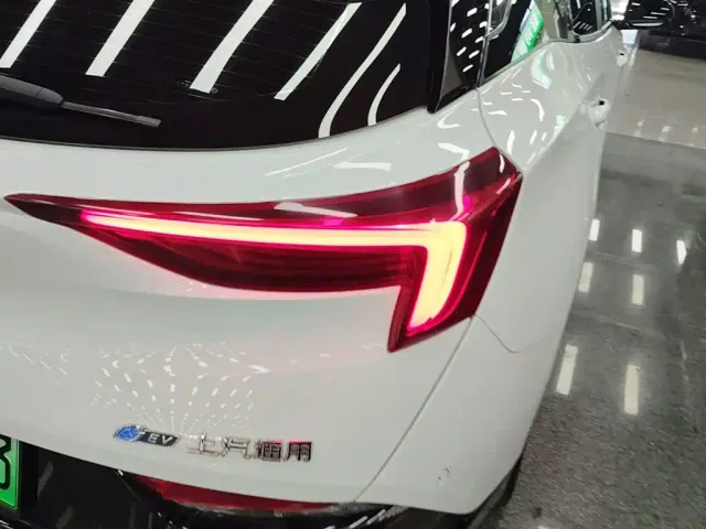 Buick Velite 6 — Фото автомобиля 7