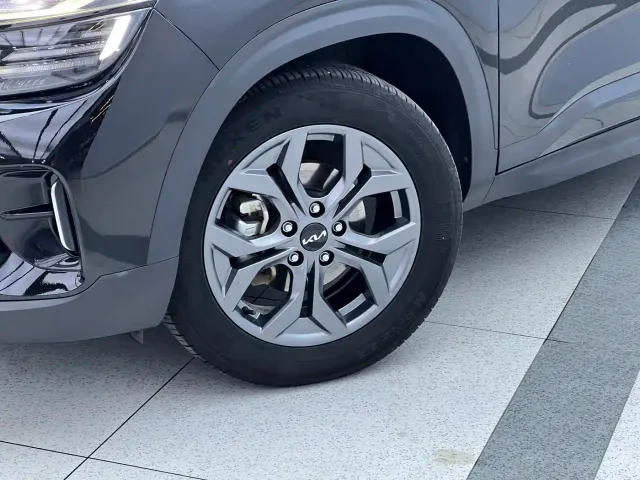 Kia Seltos — Фото автомобиля 13