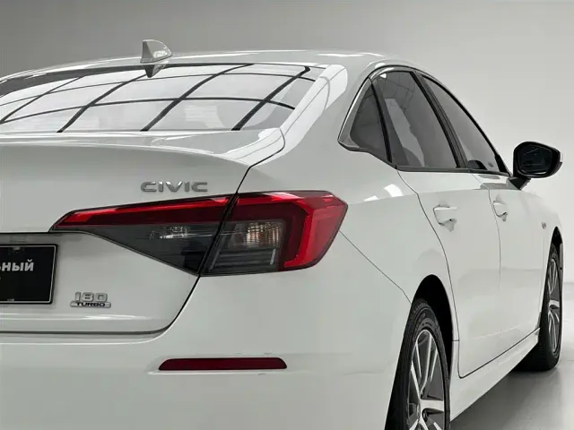 Honda Civic — Фото автомобиля 9