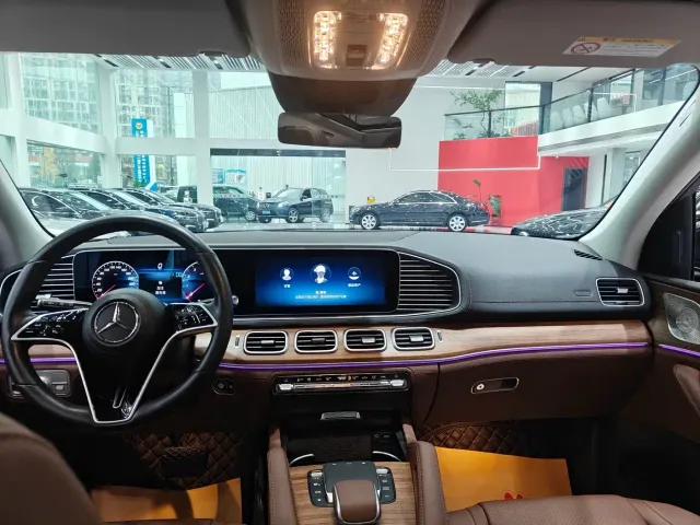 Mercedes-Benz GLE-Class — Фото автомобиля 8