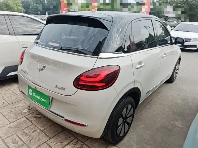 Wuling Bingo — Фото автомобиля 6