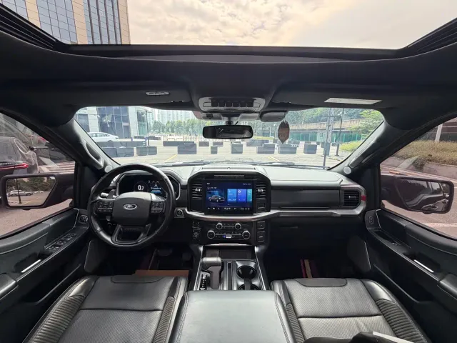 Ford F-150 Raptor — Фото автомобиля 16