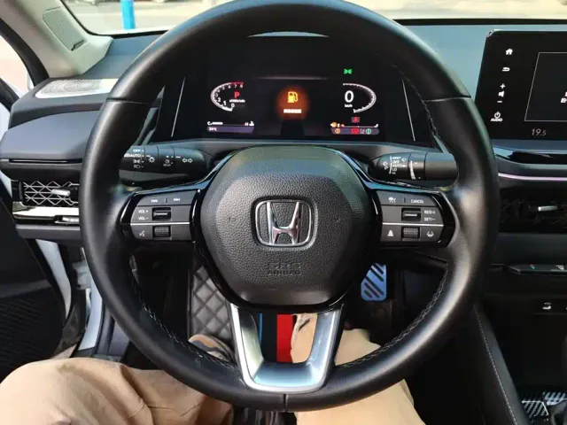 Honda Accord — Фото автомобиля 15