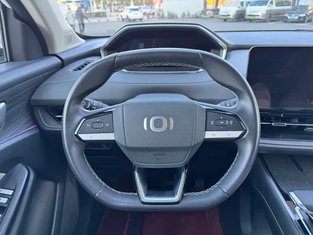 Changan Qiyuan Q05 — Фото автомобиля 7