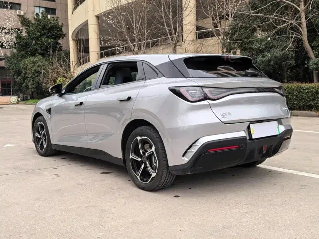 BYD Seal 06 GT — Фото автомобиля 20