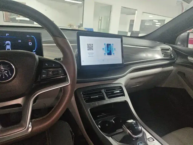 BYD Qin PLUS — Фото автомобиля 12