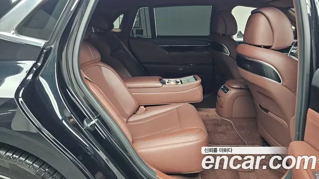 Genesis G90 Бензин 3.5 турбо AWD — Фото автомобиля 6