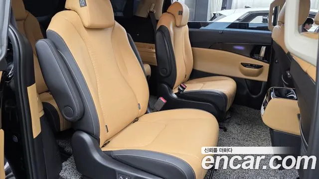 Kia Canival Carnival 4 поколение Бензин 9 мест Signature — Фото автомобиля 9