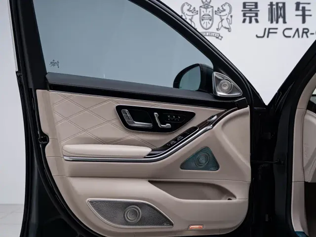 Mercedes-Benz Maybach S-Class — Фото автомобиля 22