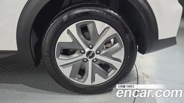 Kia Niro Niro Plus Earth — Фото автомобиля 17