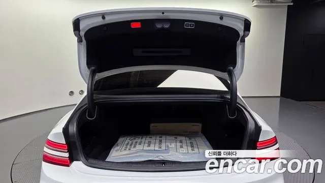Genesis G80 RG3 — Фото автомобиля 26