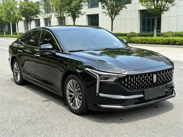 Bestune B70 — Фото автомобиля 3