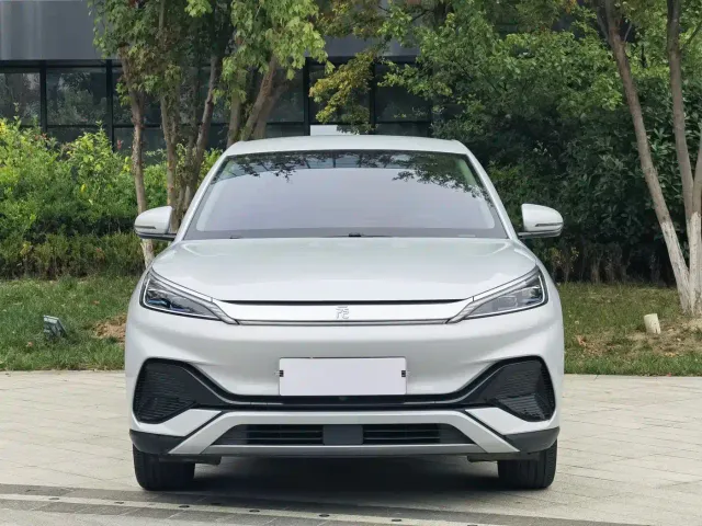BYD Yuan PLUS — Фото автомобиля 2