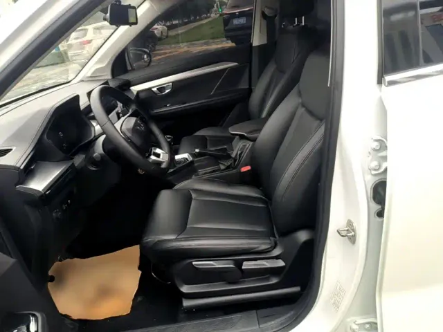 Wuling Asta — Фото автомобиля 14