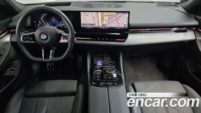BMW 5 Series G60 — Фото автомобиля 10