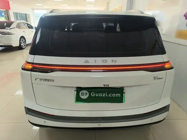 GAC Aion Y — Фото автомобиля 5