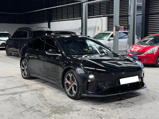 Nio ET5 Touring — Фото автомобиля 3
