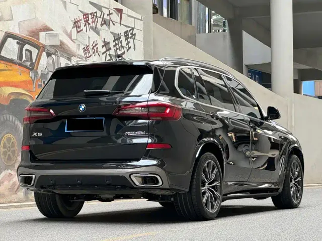 BMW X5 — Фото автомобиля 5