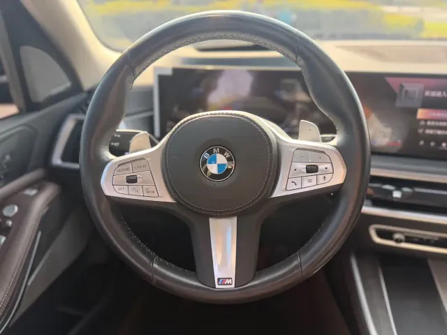 BMW X5 — Фото автомобиля 11