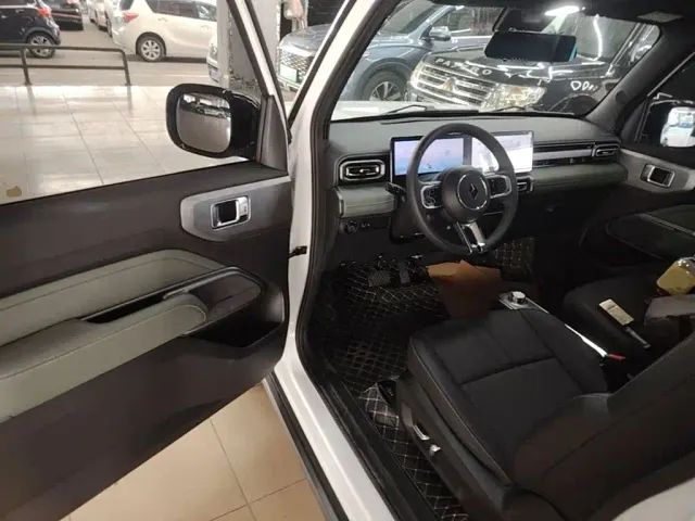 Baojun Yep — Фото автомобиля 15