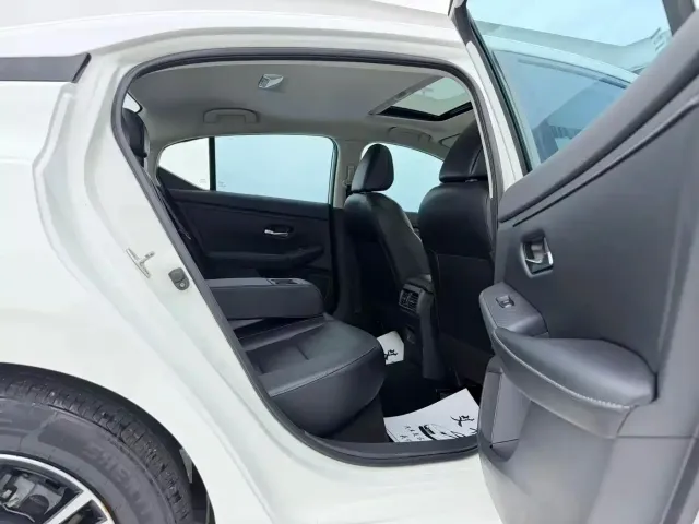 Nissan Sylphy 2023 1.6L CVT Deluxe Edition — Фото автомобиля 9