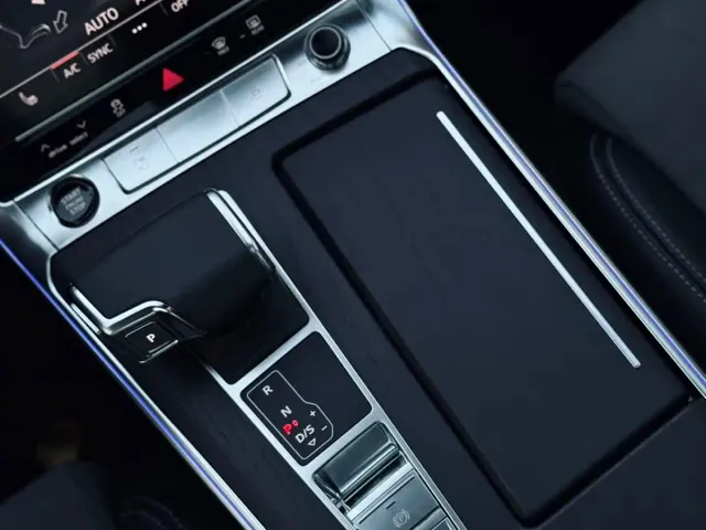 Audi A6L — Фото автомобиля 9
