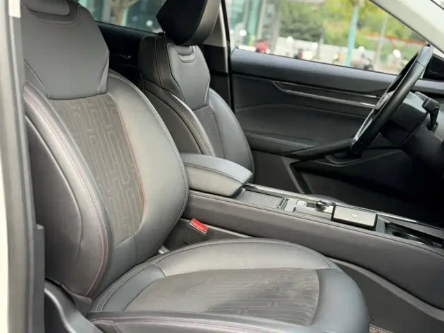 Ford Mondeo — Фото автомобиля 10
