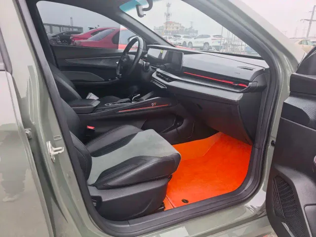 Geely Binrui — Фото автомобиля 6