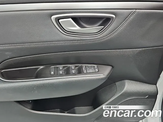 Renault-KoreaSamsung SM6 Новый SM6 2.0 LPe Feel — Фото автомобиля 15