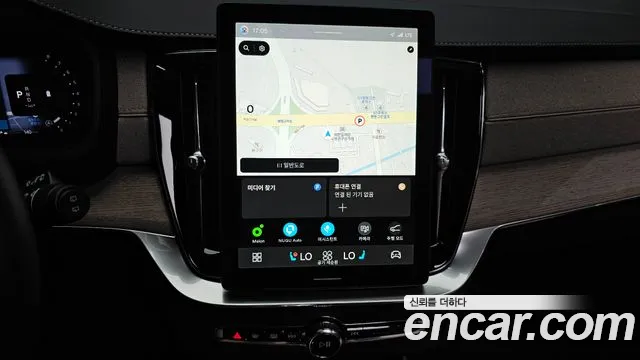 Volvo XC90 Generation 2 — Фото автомобиля 12