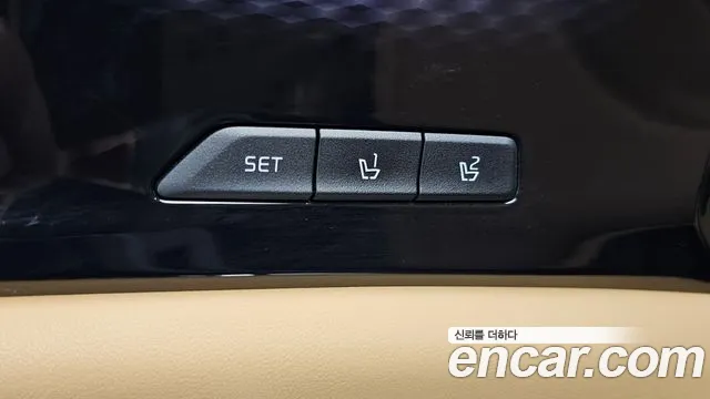 Kia Carnival Generation 4 — Фото автомобиля 18