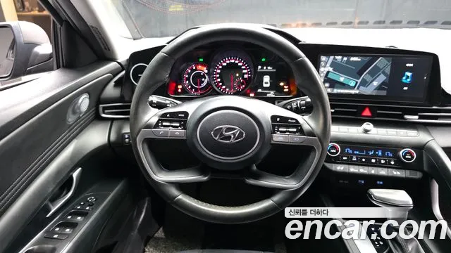 Hyundai AVANTE Avante (CN7) — Фото автомобиля 13