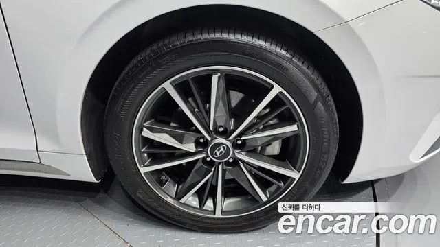 Hyundai Grandeur New — Фото автомобиля 6