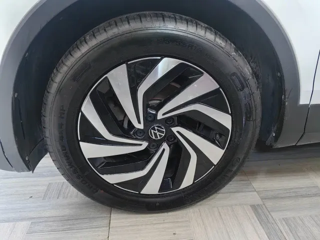 Volkswagen Tiguan L — Фото автомобиля 16