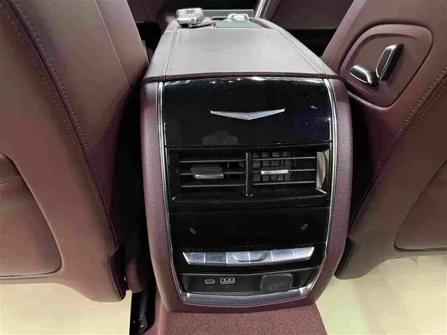 Cadillac CT6 — Фото автомобиля 18