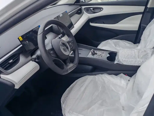 BYD Seal 05 DM-i — Фото автомобиля 14