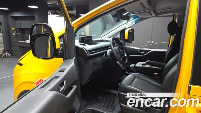 Hyundai Staria Staria L3.5 Школьный автобус — Фото автомобиля 10