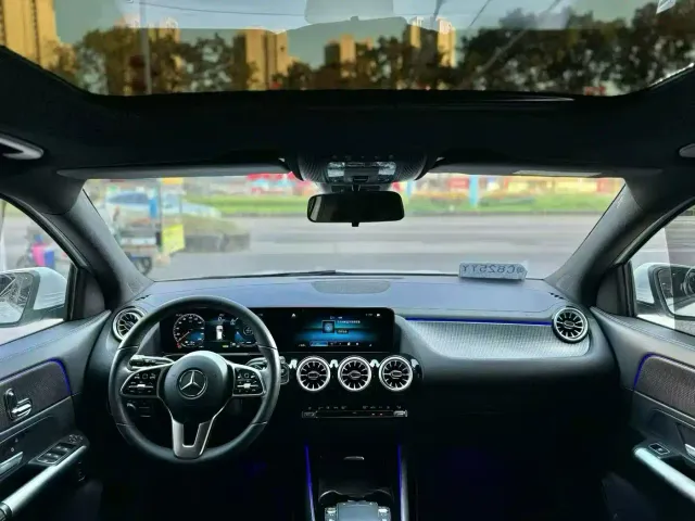 Mercedes-Benz EQA — Фото автомобиля 16