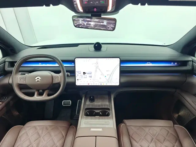 Nio ES8 — Фото автомобиля 7