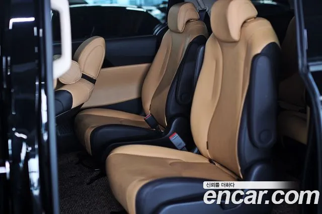 Kia Carnival 4th Gen — Фото автомобиля 16