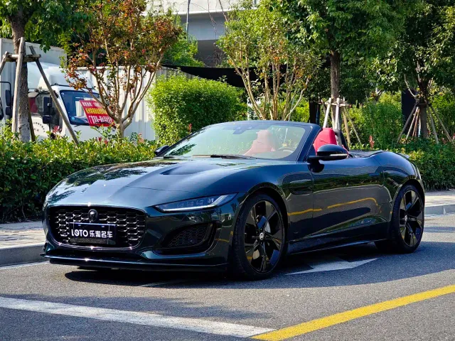 Фотография автомобиля — Jaguar F-Type