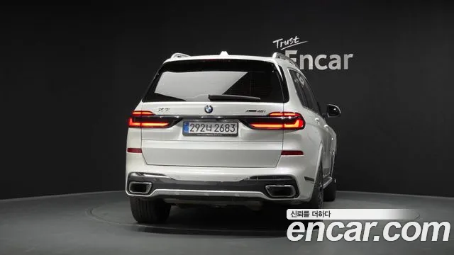 BMW X7 — Фото автомобиля 4