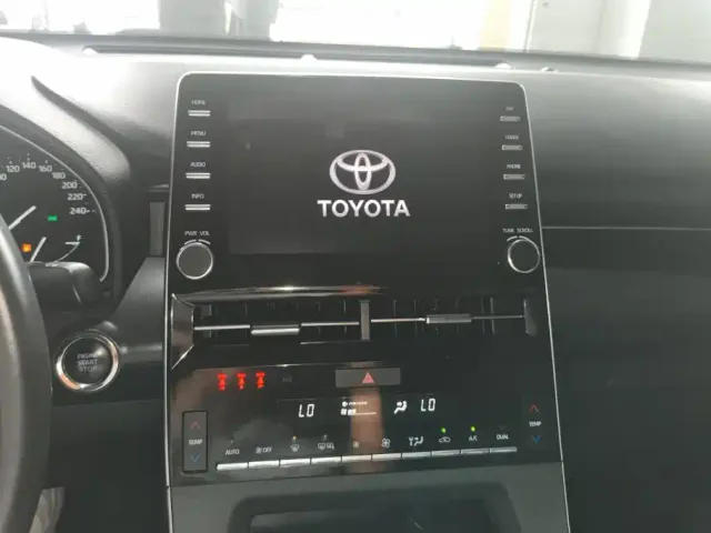 Toyota Avalon 2019 2.0L Luxury Edition (China VI) — Фото автомобиля 13