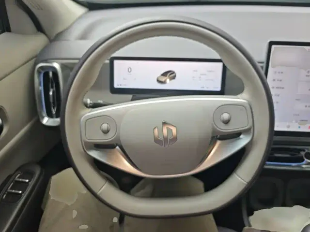 Leapmotor Leapmotor B10 2025 510 Joy Edition — Фото автомобиля 10