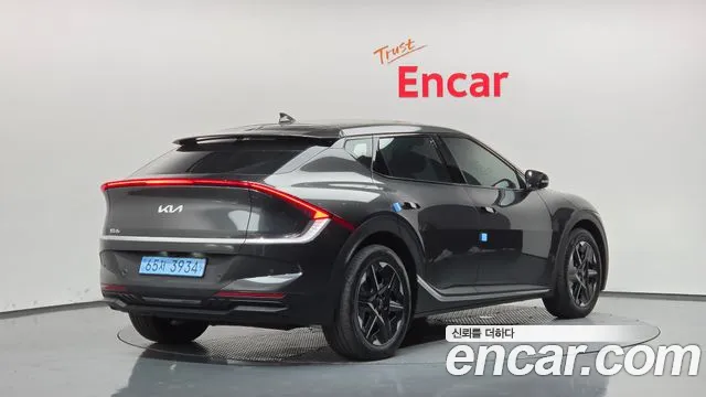 Kia EV6 New — Фото автомобиля 2