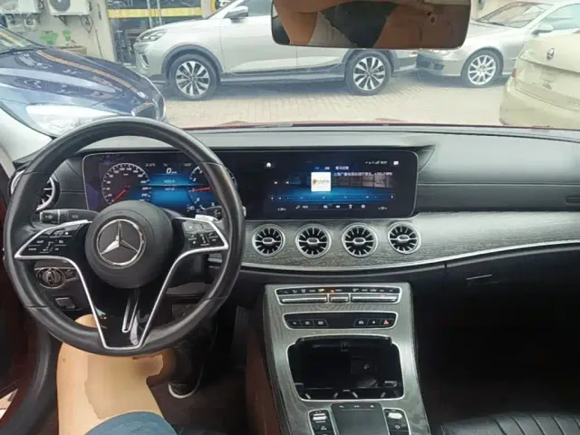 Mercedes-Benz CLS-Class — Фото автомобиля 9